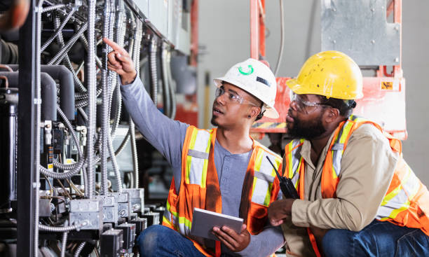 Best Industrial Electrical Services  in Moraga, CA